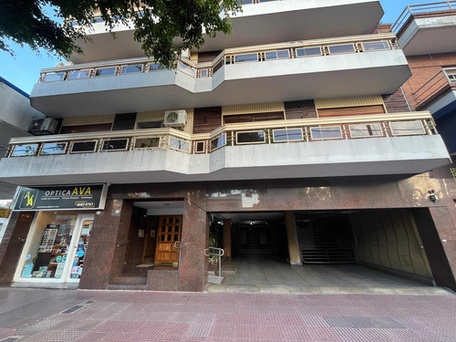 Departamento 3 Ambientes S/av Alberdi *mataderos*