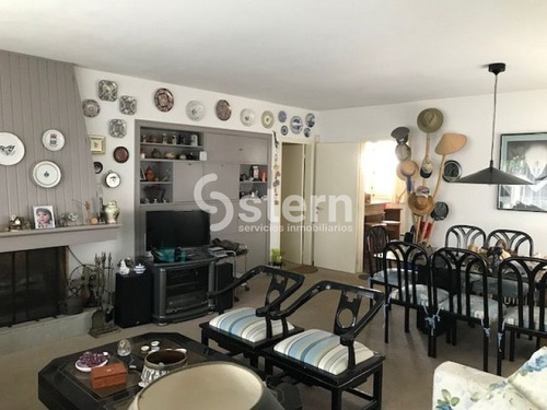 Venta Casa 3 Dormitorios, Cantegril Punta Del Este- Ref: 917