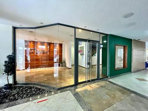Imagen 10 de 13 de Venta · Deposito/oficina En Galería La Comedia
