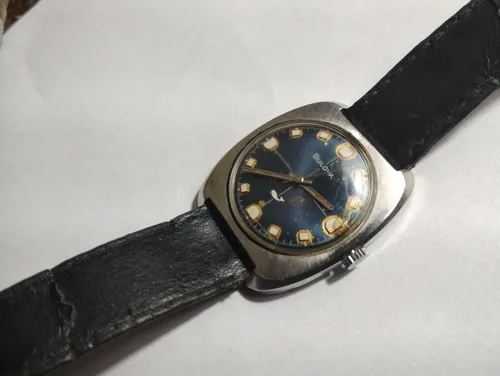 Bulova antiguo sales