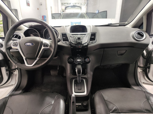 Ford Fiesta 1.6 16v Titanium Flex Powershift 5p