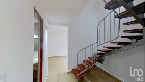 Venta Departamento 2 Ambientes Centro (área 1)