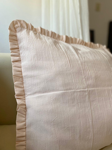 Funda De Almohada Con Volados Color Rosa Flamenco