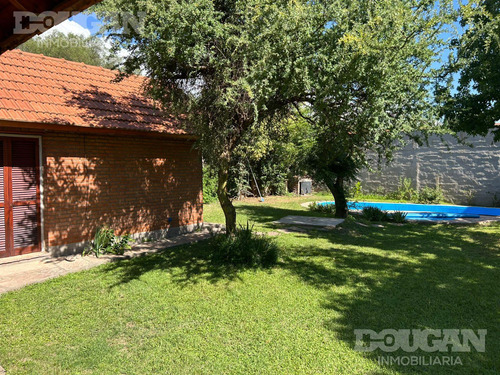 Casa Con Pileta Y Gas Natural En Nuevo Merlo
