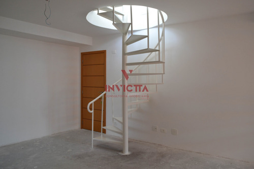 Imagem 7 de 30 de Cobertura Com 2 Dormitórios À Venda Com 166m² Por R$ 782.800,00 No Bairro Centro - Curitiba / Pr - Aa 1382