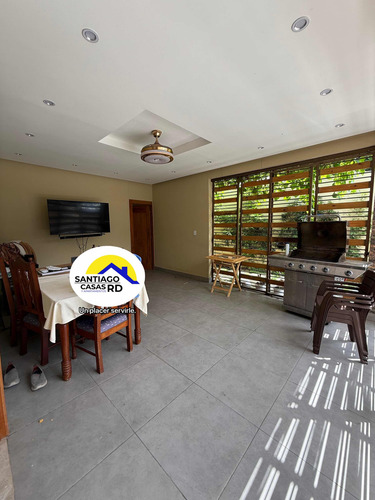Moderna Casa En Venta En Gurabo