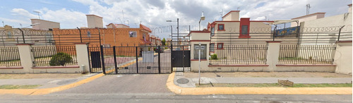 Venta De Casa En Col. Las Americas, Ecatepec De Morelos, Edo. Méx.