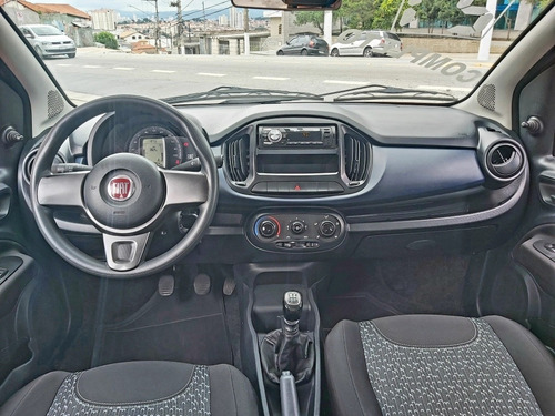 Imagem 7 de 7 de Fiat Uno 2021 1.0 Attractive Flex 5p 5 Marchas