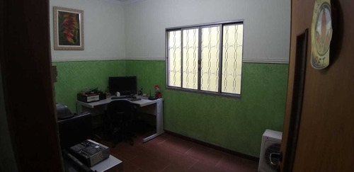 Imagem 4 de 13 de Casa C/ 1 Suíte Com Closet E 3 Dormitórios - 2 Vagas