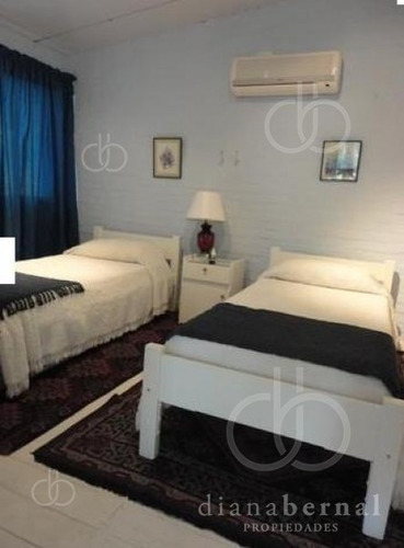 Punta Del Este, Casa En Solanas, 2 Dormitorios Y Piscina*- Ref: 42477