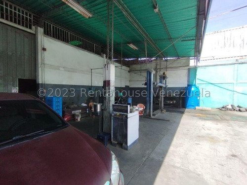 Locales Comercial En Alquiler Centro De Barquisimeto -- %%m-c-t%% Cod. 24 Guion 5 8 9 5