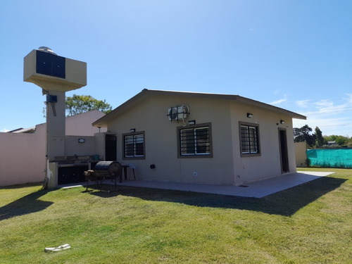 Alquiler Temporal Casa Quinta En El Pato, Berazategui, Km 39 De La Ruta 2