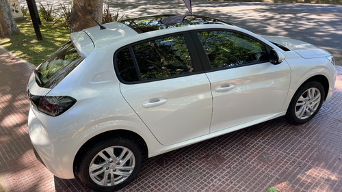 Imagen 18 de 25 de Peugeot 208 Active Pack Tiptronic Gz