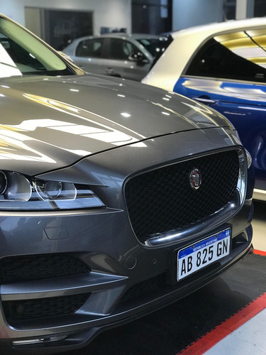 Jaguar F-PACE 2.0 Prestige