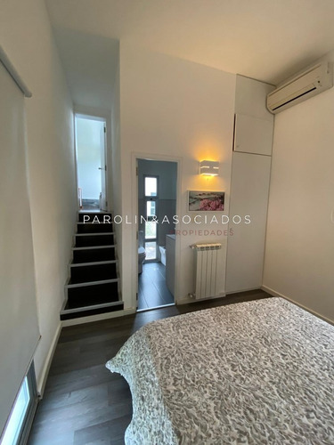 Moderna Casa En San Rafael - Ref: 2869