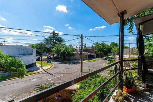 Casa 3 Dormi Garage Y Jardin Venta/permuta Roldan