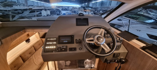 Sedna 360 Ht + Parelha Volvo D4 300 Com Joystick