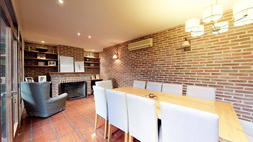 Casa En Venta En La Plata