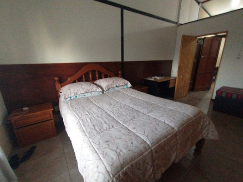 Venta Lote Con Quincho, Pileta Y Casa Corralitos