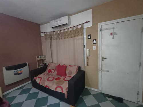 Venta Casa 3 Ambientes En Lote Propio Excelente Estado