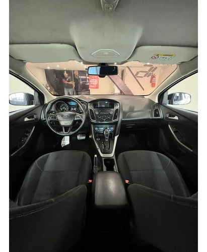 Ford Focus 2.0 SE PLUS 16V FLEX 4P POWERSHIFT