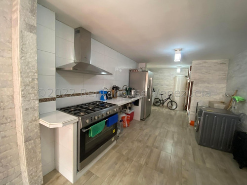 Imagen 7 de 27 de La Trinidad Casa En Venta Jesús Enrique Díaz 22-21368 Caracas Baruta