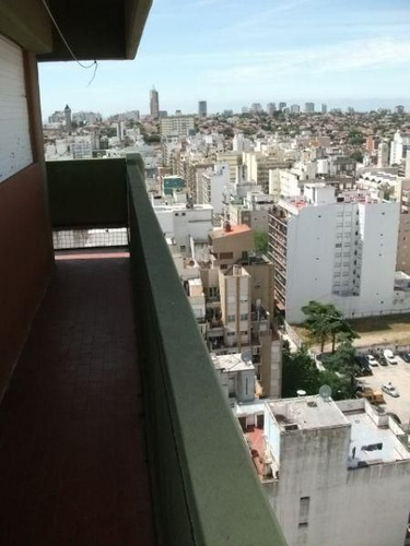 Imagen 3 de 12 de Temporada | 2 Ambientes Con Balcon Plz Colon
