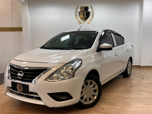 Nissan Versa VERSA 1.0 12V FlexStart 4p Mec.