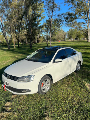 Volkswagen Vento 2.5 Luxury 170cv