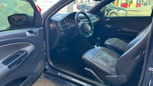 Volkswagen Saveiro 1.6 16v Cross Cab. Dupla Total Flex 2p