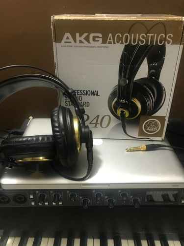 Audífonos Estéreo Professional Semiabiertos Akg K240