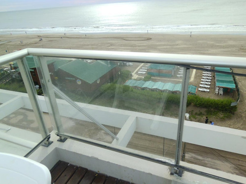 Imagen 7 de 17 de Venta Monoambiente Al Mar Con Balcón. Villa Gesell