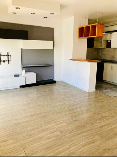 Imagen 4 de 13 de Departamento En Venta En Parque Chas