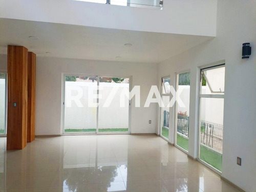 Casa En Venta En Real De Arcos, Casa En Condominio En Venta En Metepec
