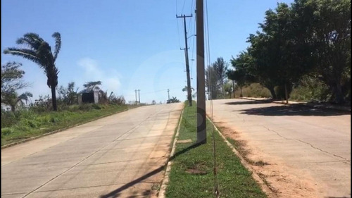 Terreno Comercial En Venta En Fraccionamiento Las Olas