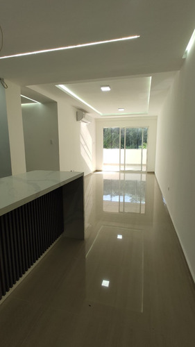 Se Alquila Apartamento A Estrenar En La Urb. Las Chimeneas, Res Montecarlo.jgcs