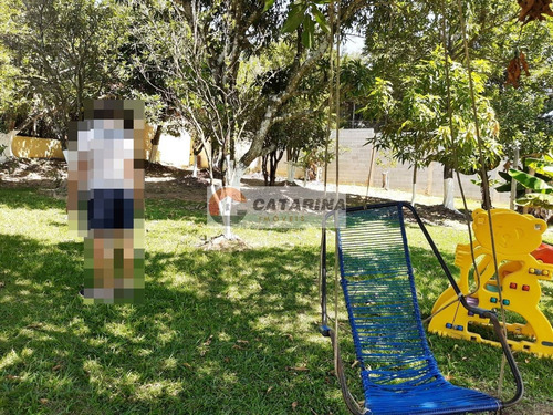 Imagem 5 de 14 de Belíssima Chácara Em Condomínio Fechado!
