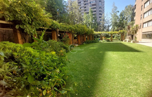 Departamento En Venta De 2 Dorm. En Las Condes