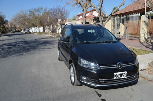 Volkswagen Suran 1.6 Highline 101cv