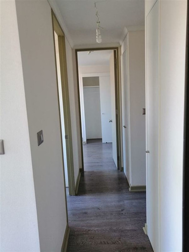 Departamento En Venta De 2 Dorm. En Valparaíso