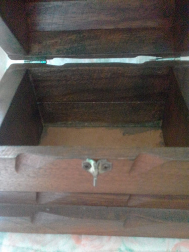 Cofre Pequeño De Madera (Usado)