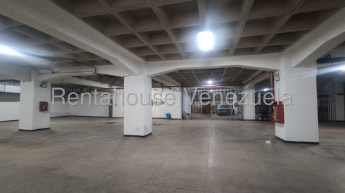 Alquiler De Planta Sotano Deposito La Urbina Caracas