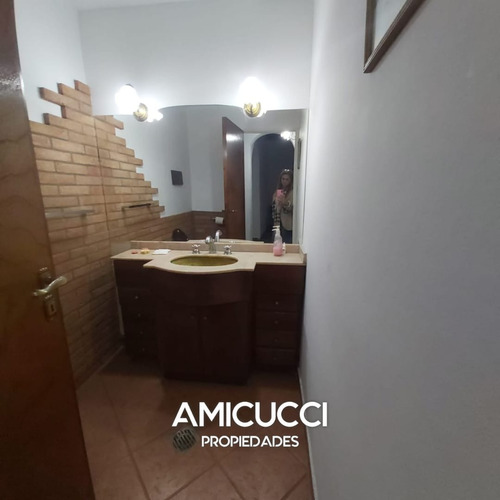 Imagen 5 de 23 de Chalet Con Pileta En Villa Bonich, San Martin