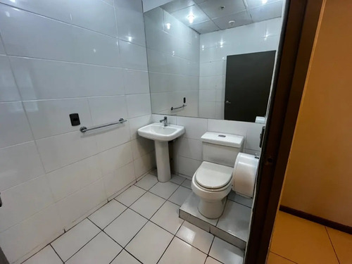 Ciudad Empresarial 300m2 Habilitada 10 Privados Trifasica