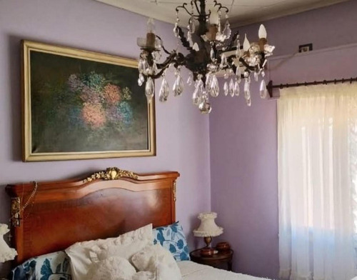 Casa En Venta - 4 Dormitorios 5 Baños - 360mts2 - Salta