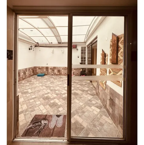 Vendo Apartamento En Laureles Medellín En Edificio De 185 M², Piso 1