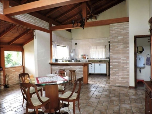 Fazendinha - Muito Espaço, Em Rua Tranquila - 298-im528841