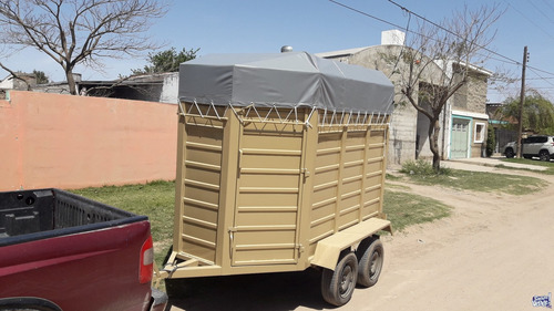 Imagen 3 de 7 de Trailers Alquiler Flete Lancha, Canoas, Isopanel Caballos