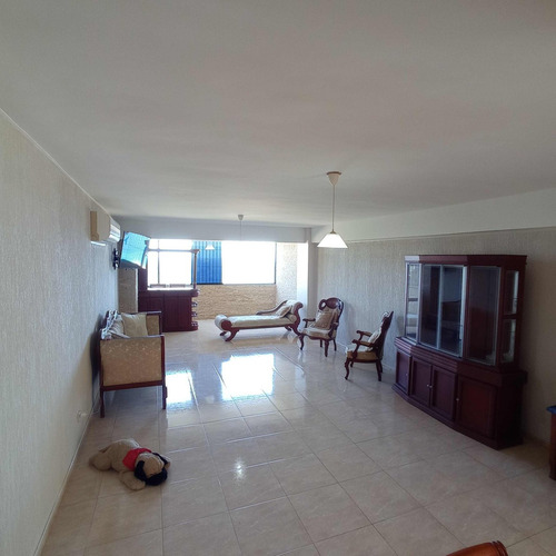 Hermoso Apartamento En La Llanada Con Vista Al Mar Y Espacios Únicos, Inversión Segura