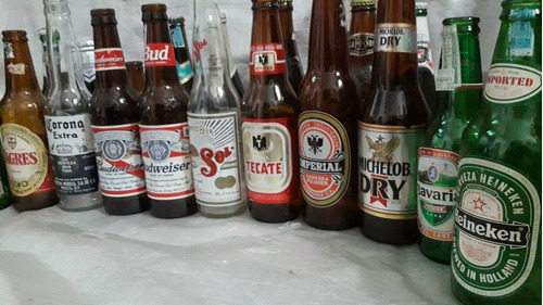 21 Botellas De Cervezas Importadas De Coleccion.